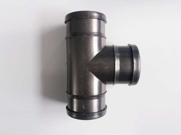 軟帶（dài）三通